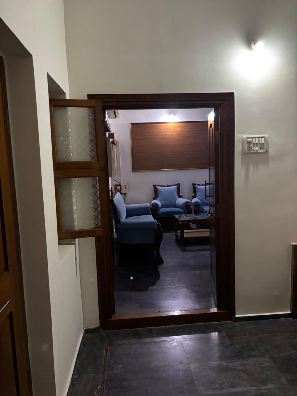2 BHK Flat for 